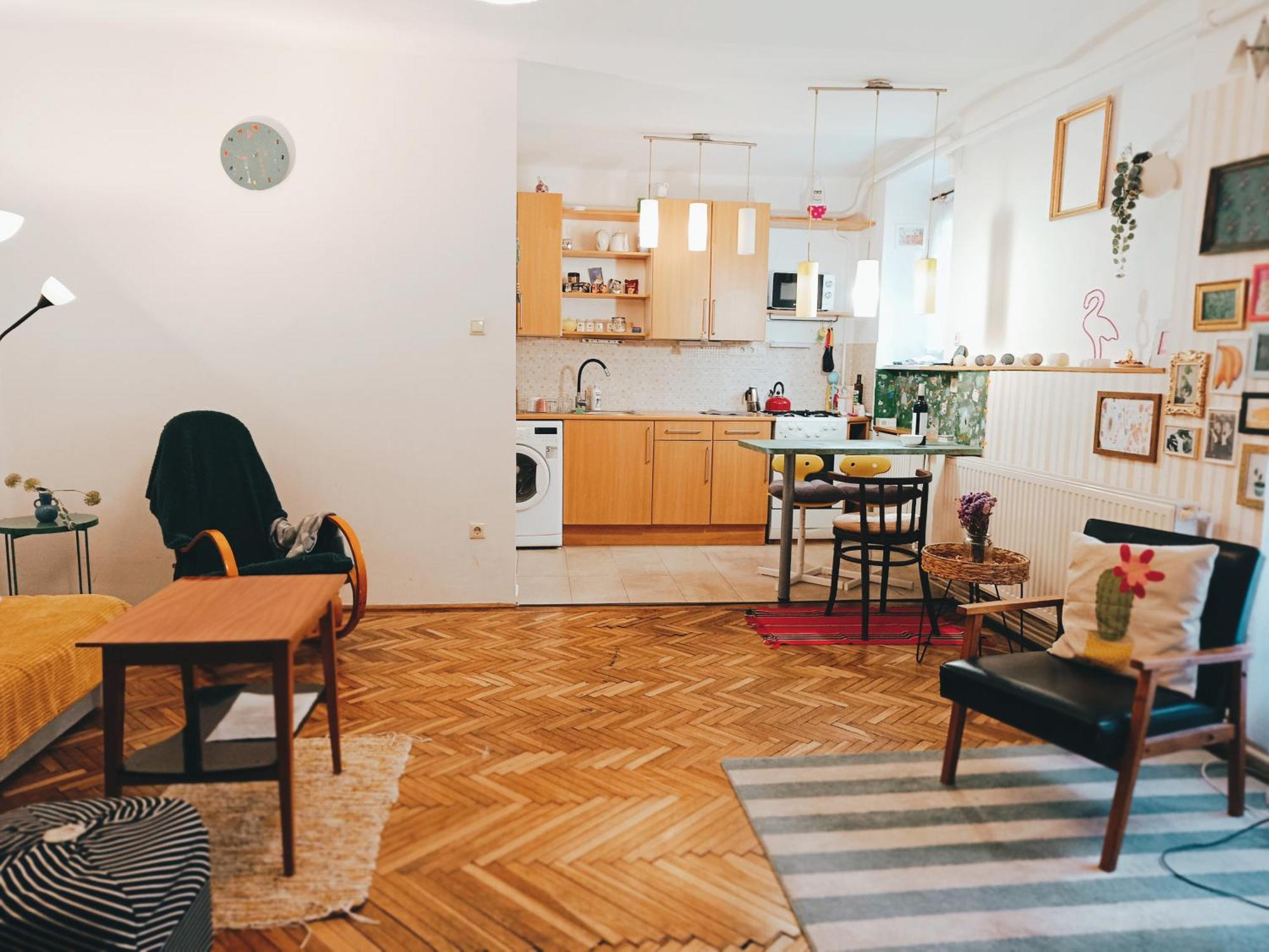 Flat In Historic Villa With Your Own Private Garden, Near City Park Budapest Bagian luar foto
