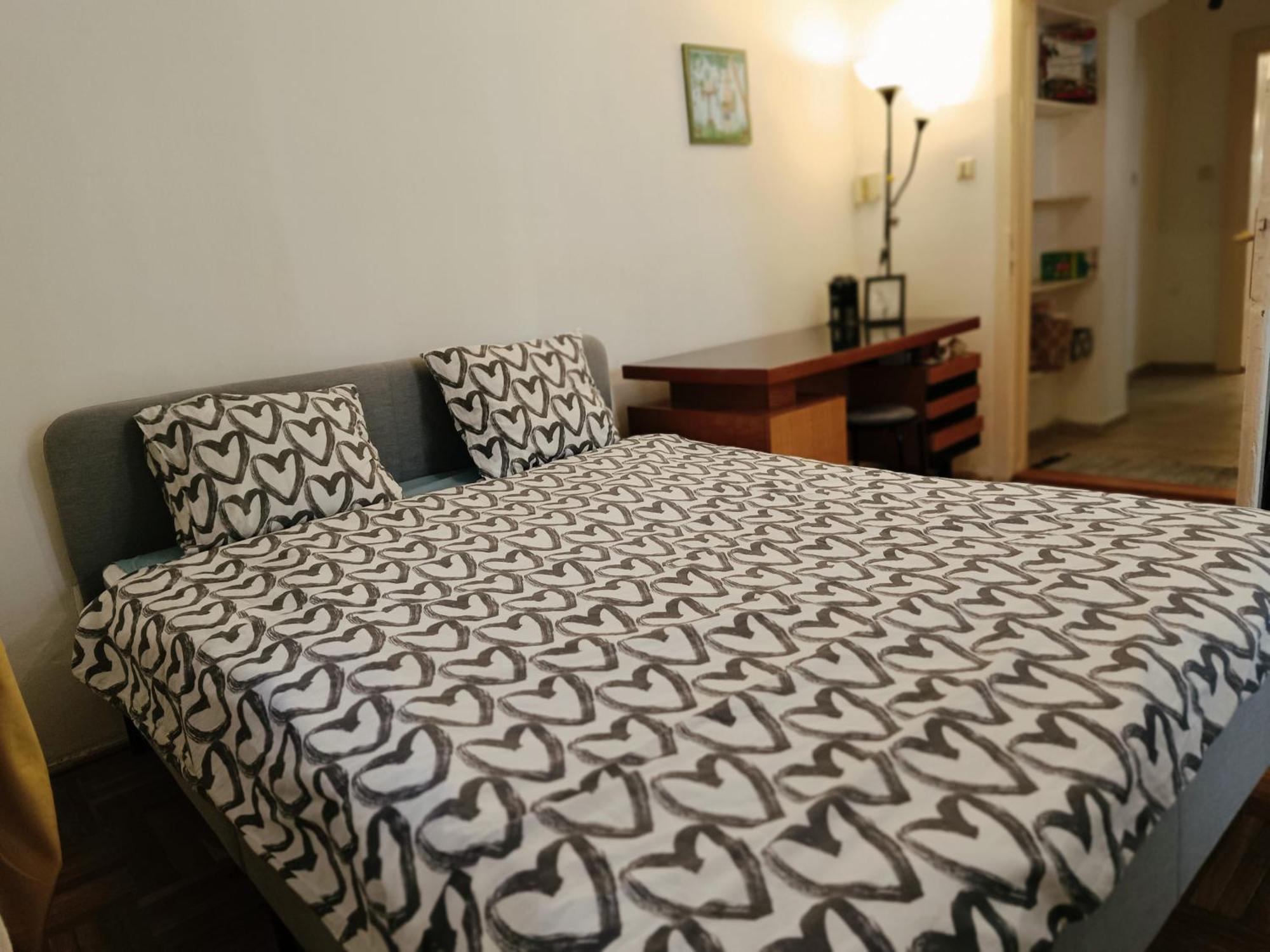 Flat In Historic Villa With Your Own Private Garden, Near City Park Budapest Bagian luar foto