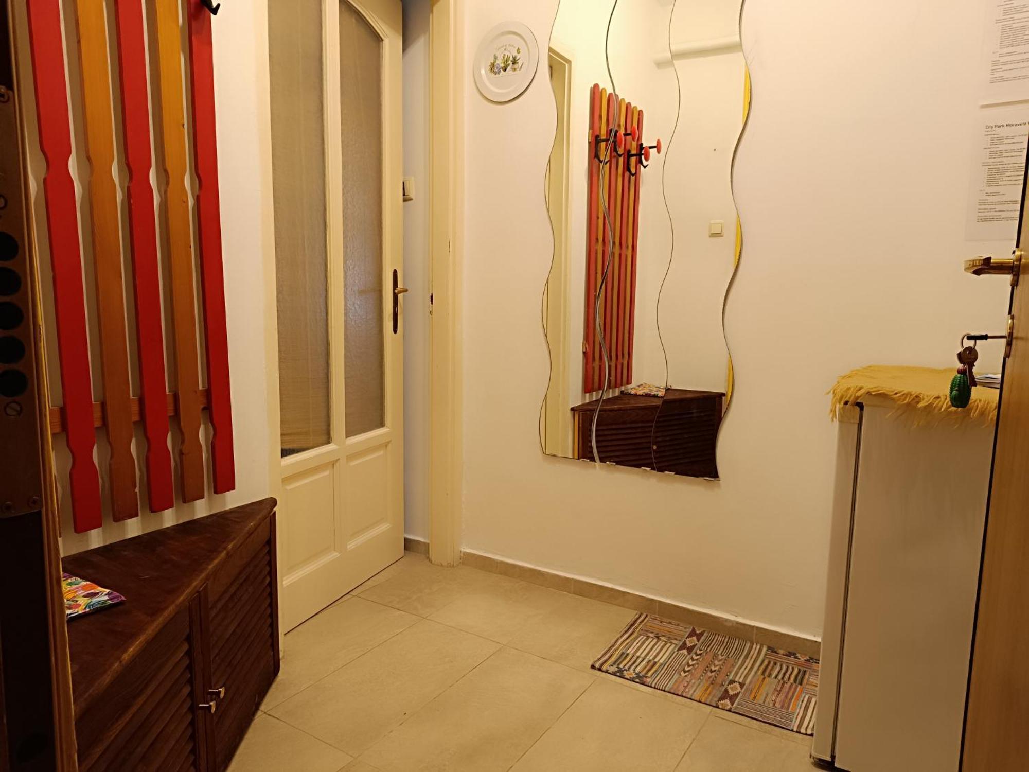 Flat In Historic Villa With Your Own Private Garden, Near City Park Budapest Bagian luar foto